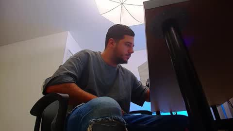 Snapshot of joshknights chatting on 10/29/25, 06:04 JoshKnight online show from 10/29/25, 06:04