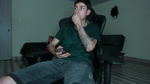 Snapshot of joshmiller_ chatting on 11/24/25, 02:00 Josh online show from 11/24/25, 02:00