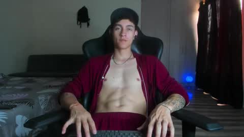 Snapshot of joshmiller_ chatting on 12/16/25, 03:50 Josh online show from 12/16/25, 03:50