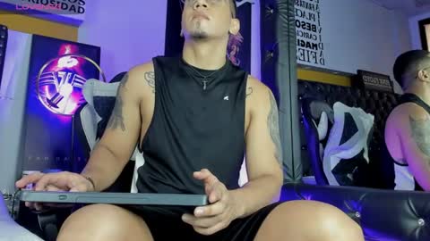 joshmiller___ online show from 07/25/26, 11:52