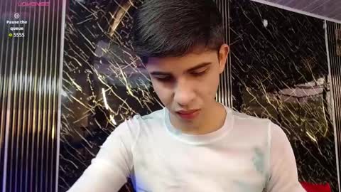 joshua_saenz_ online show from 05/20/26, 08:37