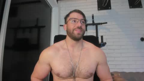 Snapshot of joshualyon chatting on 02/25/25, 10:29 Joshua The Lion online show from 02/25/25, 10:29