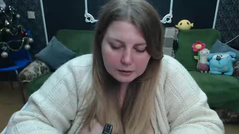 Snapshot of josiesun771 chatting on 12/22/24, 04:59 josiesun771 online show from 12/22/24, 04:59