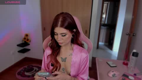 Snapshot of jossephine_ chatting on 05/26/26, 08:27 josephine independent model online show from 05/26/26, 08:27