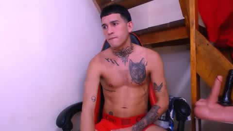 josue_linares online show from 04/24/26, 07:00