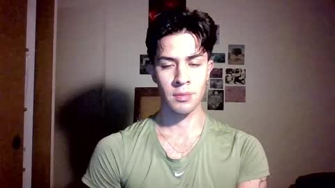 Snapshot of jotarojas1 chatting on 12/12/24, 12:48 jotarojas1 online show from 12/12/24, 12:48