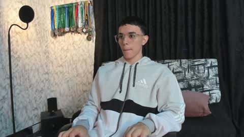 Im Jouliano online show from 01/26/25, 08:57