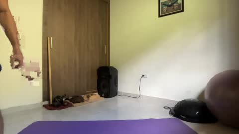Snapshot of joulianogreco1 chatting on 05/05/26, 03:09 Im Jouliano online show from 05/05/26, 03:09