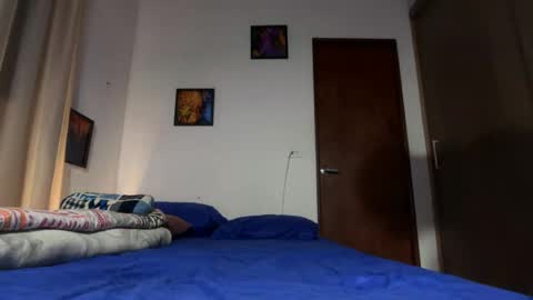 Snapshot of joulianogreco1 chatting on 05/19/26, 01:56 Im Jouliano online show from 05/19/26, 01:56