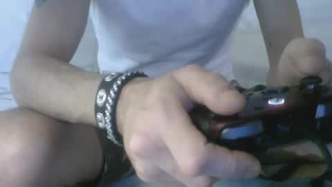 Snapshot of jovenduro84 chatting on 05/28/26, 10:45 jovenduro84 online show from 05/28/26, 10:45