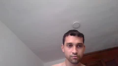 Snapshot of jovenvergonguapo09 chatting on 07/28/26, 11:28 Van Helsing online show from 07/28/26, 11:28