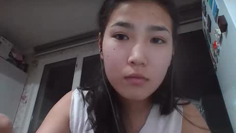 Snapshot of joy_serena chatting on 11/13/25, 05:56 joy_serena online show from 11/13/25, 05:56