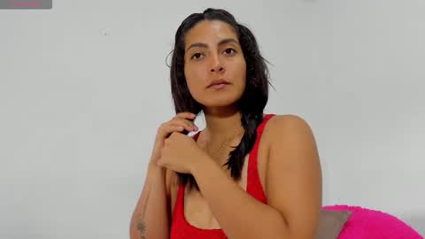 sofiaparker8 online show from 11/10/25, 07:13