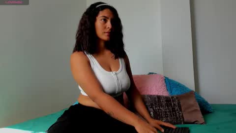 sofiaparker8 online show from 12/03/25, 06:50