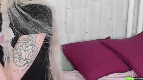 Joy Barker online show from 12/01/25, 01:38