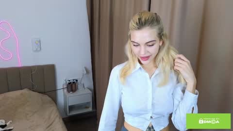 Snapshot of joybunny chatting on 01/10/25, 05:26 joybunny online show from 01/10/25, 05:26