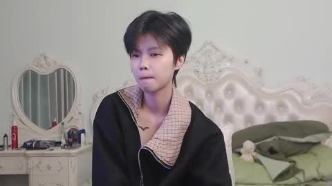 joycekay online show from 11/24/25, 08:52