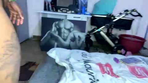 Snapshot of joyslim1 chatting on 12/05/25, 02:20 Butterflyass online show from 12/05/25, 02:20