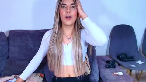 Snapshot of joywinks chatting on 03/01/26, 10:45 joywinks online show from 03/01/26, 10:45