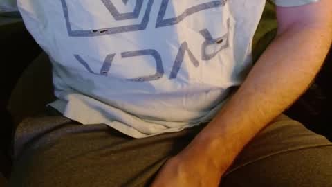 Snapshot of jp309 chatting on 10/13/25, 01:11 JP online show from 10/13/25, 01:11