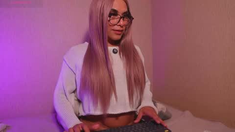 Danae online show from 05/16/26, 12:07