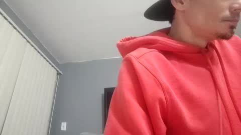 Snapshot of jpizzy23 chatting on 12/18/24, 10:19 dLowfrk online show from 12/18/24, 10:19