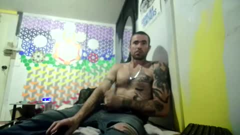Snapshot of jrizzle1111 chatting on 02/11/25, 09:14 jrizzle1111 online show from 02/11/25, 09:14
