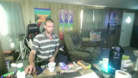 Snapshot of jrizzle1111 chatting on 10/09/25, 12:03 jrizzle1111 online show from 10/09/25, 12:03