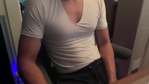 Snapshot of jrxguy chatting on 05/02/26, 02:27 jrxguy online show from 05/02/26, 02:27