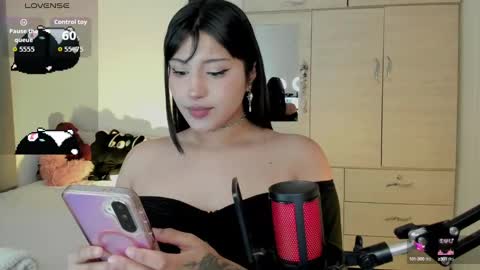 Snapshot of ju_kyung chatting on 10/16/25, 11:50 Ju Kyung online show from 10/16/25, 11:50