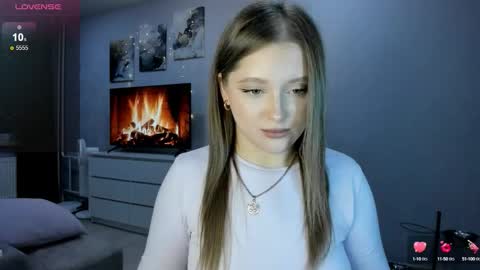 Julia and Julia online show from 09/30/25, 09:31