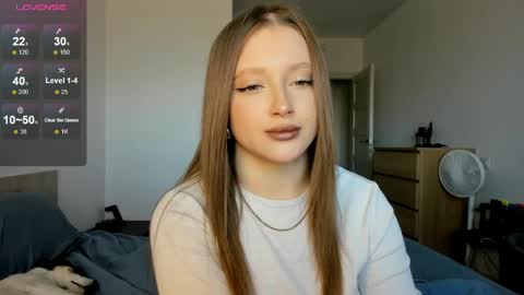 Julia and Julia online show from 04/20/26, 11:02