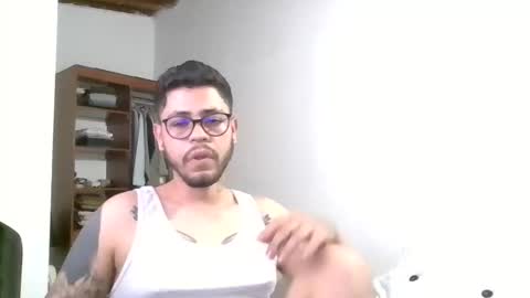 Juan Pablo online show from 04/27/26, 11:03