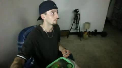 juan235665 online show from 04/25/26, 01:52