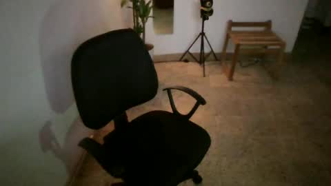 juan235665 online show from 06/06/26, 12:49