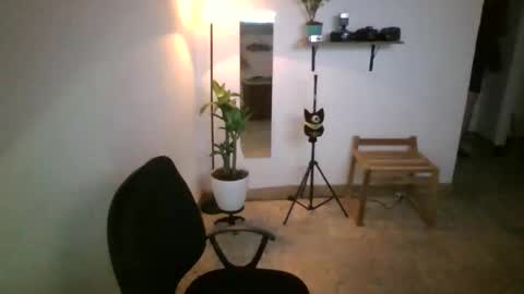 juan235665 online show from 06/08/26, 01:28