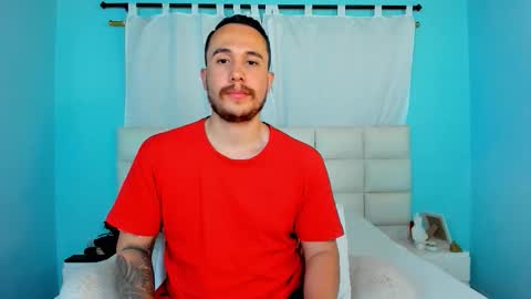 Juan online show from 02/05/26, 01:43