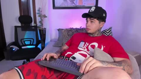 Snapshot of juan_alvarez18 chatting on 10/04/25, 05:16 juan_alvarez18 online show from 10/04/25, 05:16