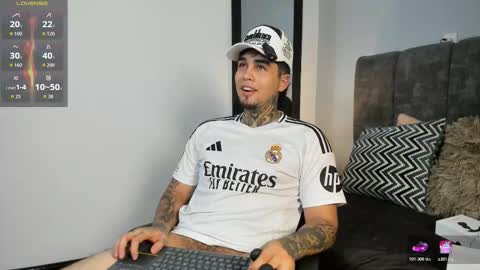 juan_alvarez18 online show from 01/19/26, 02:04