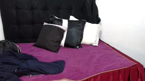    online show from 02/03/26, 11:59