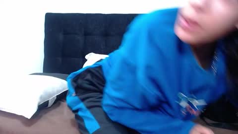    online show from 02/04/26, 12:00