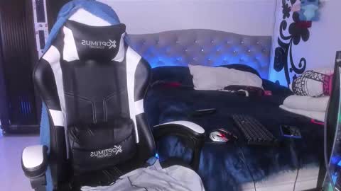 juan online show from 12/04/25, 09:01