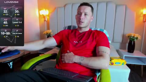 JUAN online show from 10/14/25, 01:01