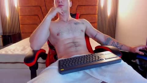 JUAN online show from 11/20/25, 04:45