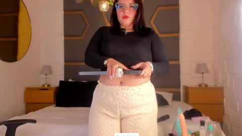 Juana Valkiria online show from 04/23/26, 03:30