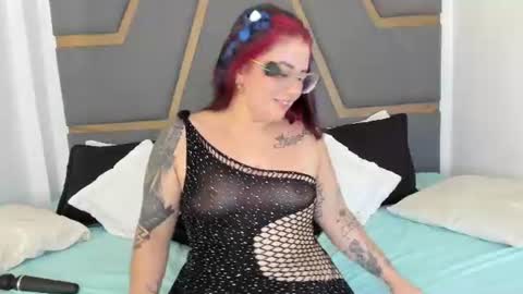 Juana Valkiria online show from 07/02/26, 03:23