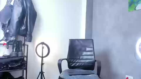 Juan Esteban online show from 03/17/26, 03:37