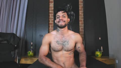 Juan Esteban online show from 03/31/26, 04:18