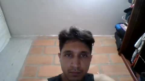 juanc23_371 online show from 01/03/25, 04:44