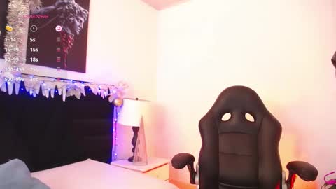 juancamilo66_ online show from 12/27/24, 02:36